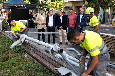 Lores salienta que a renovación da iluminación da zona norte-leste da cidade acadará un aforro enerxético superior ao 70 %