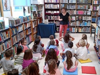 Sanxenxo programa unha ampla axenda de actividades con teatro, maxia e contacontos nas bibliotecas